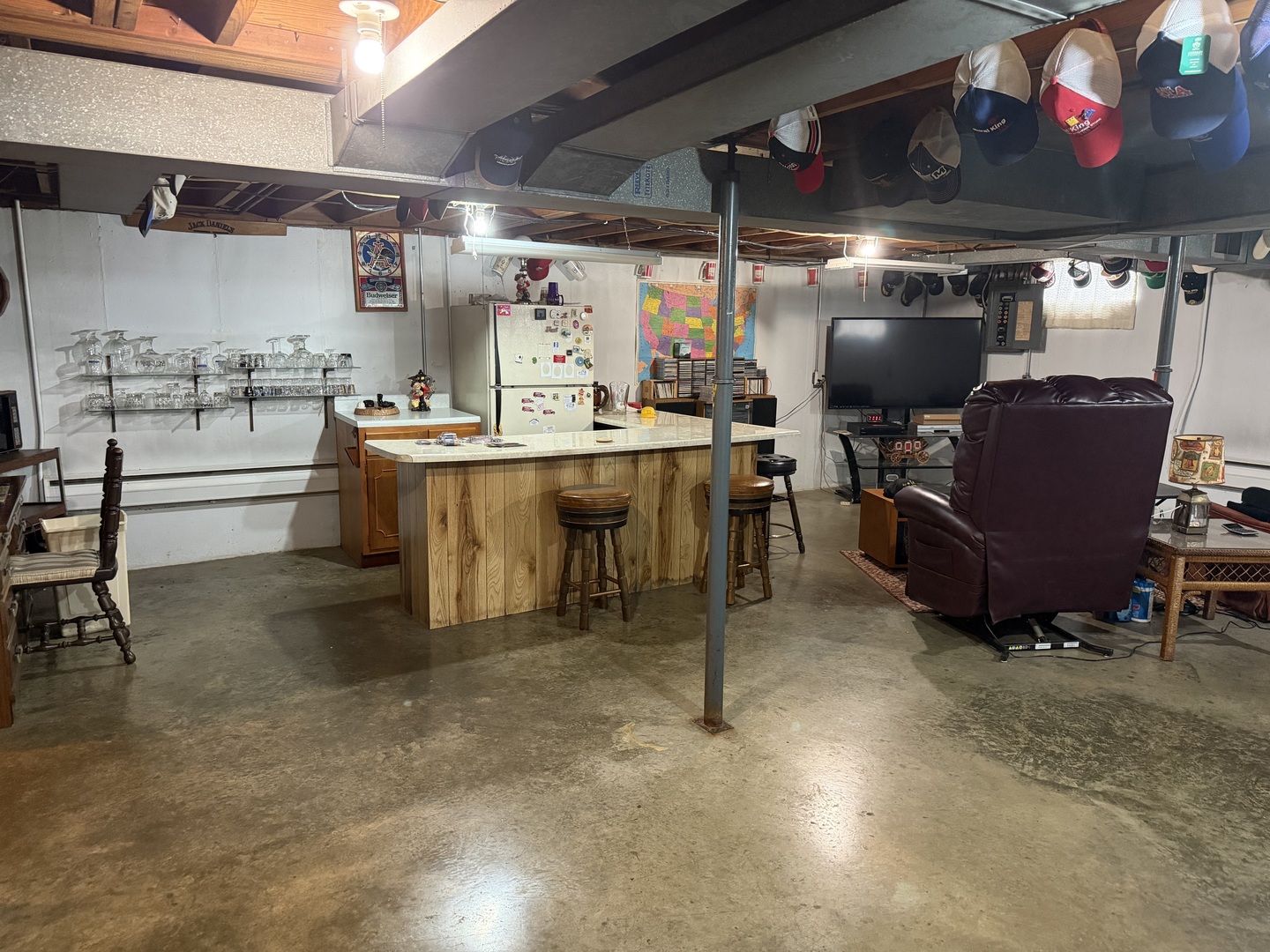 main property photo 20