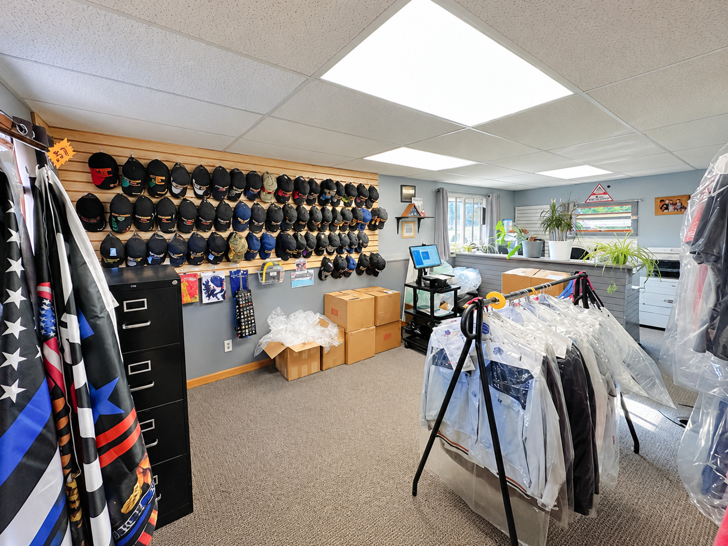 main property photo 17