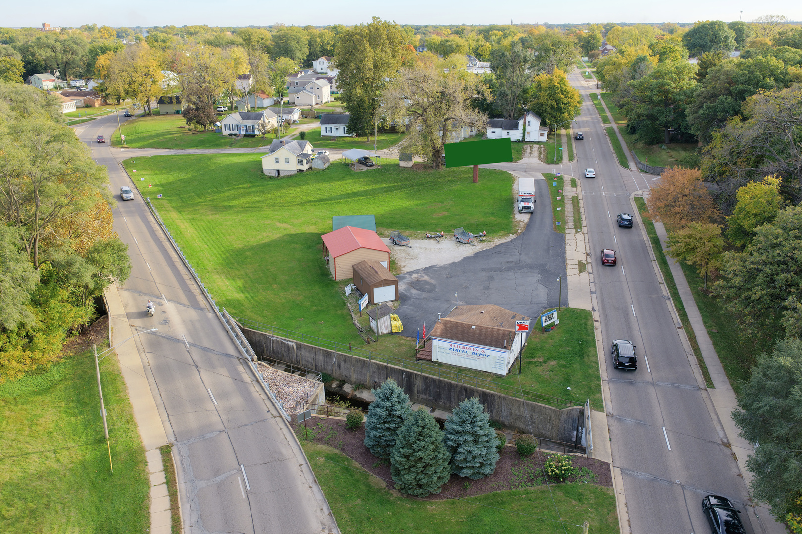main property photo 5