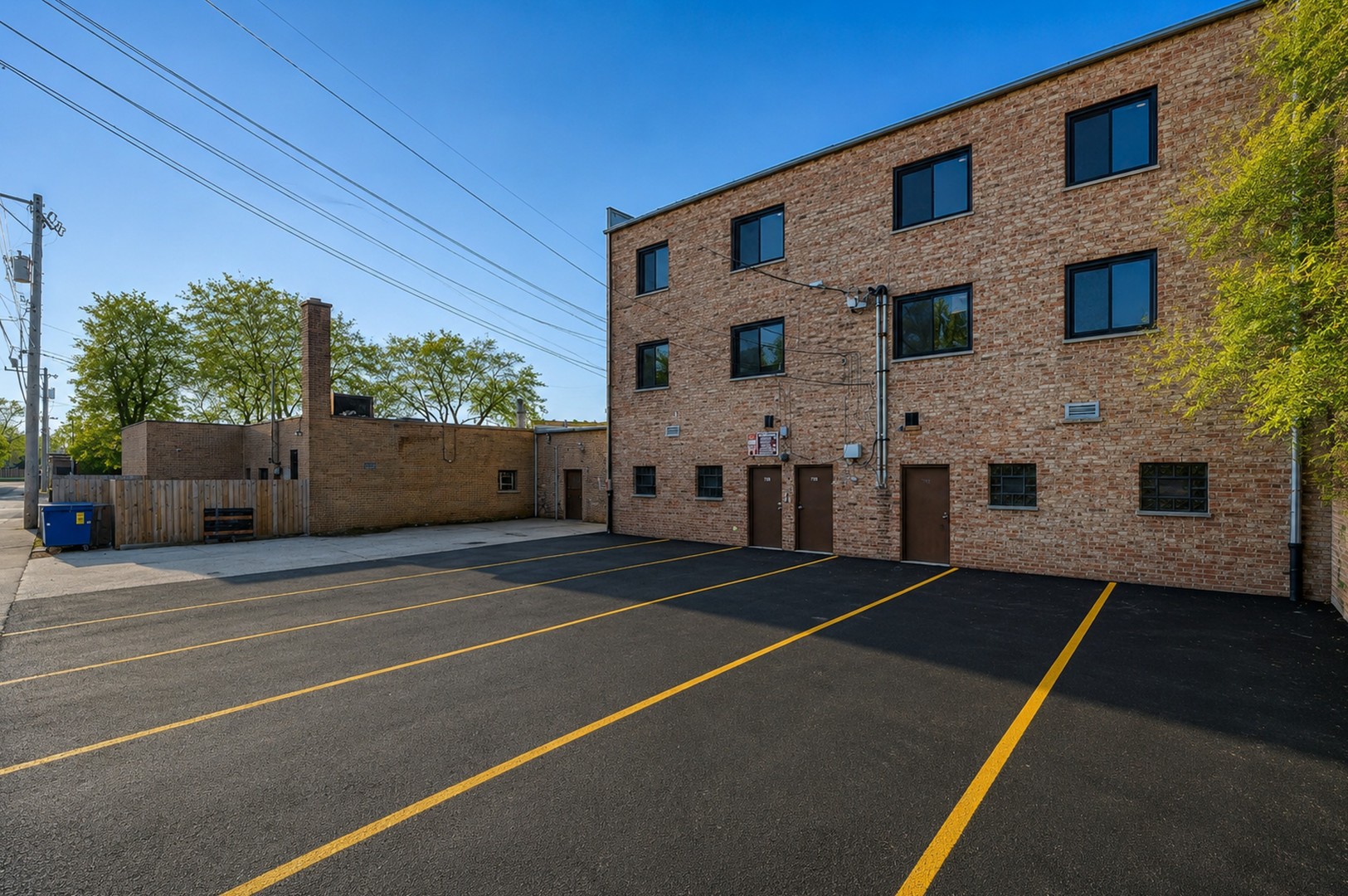 main property photo 21