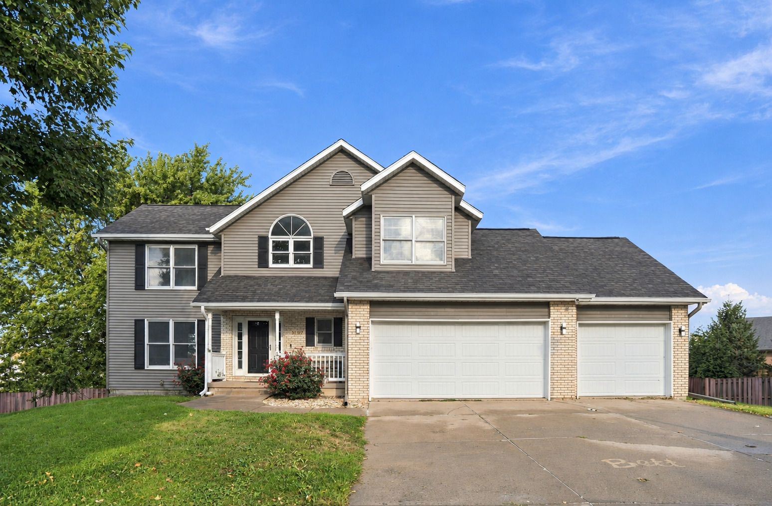 main property photo 0