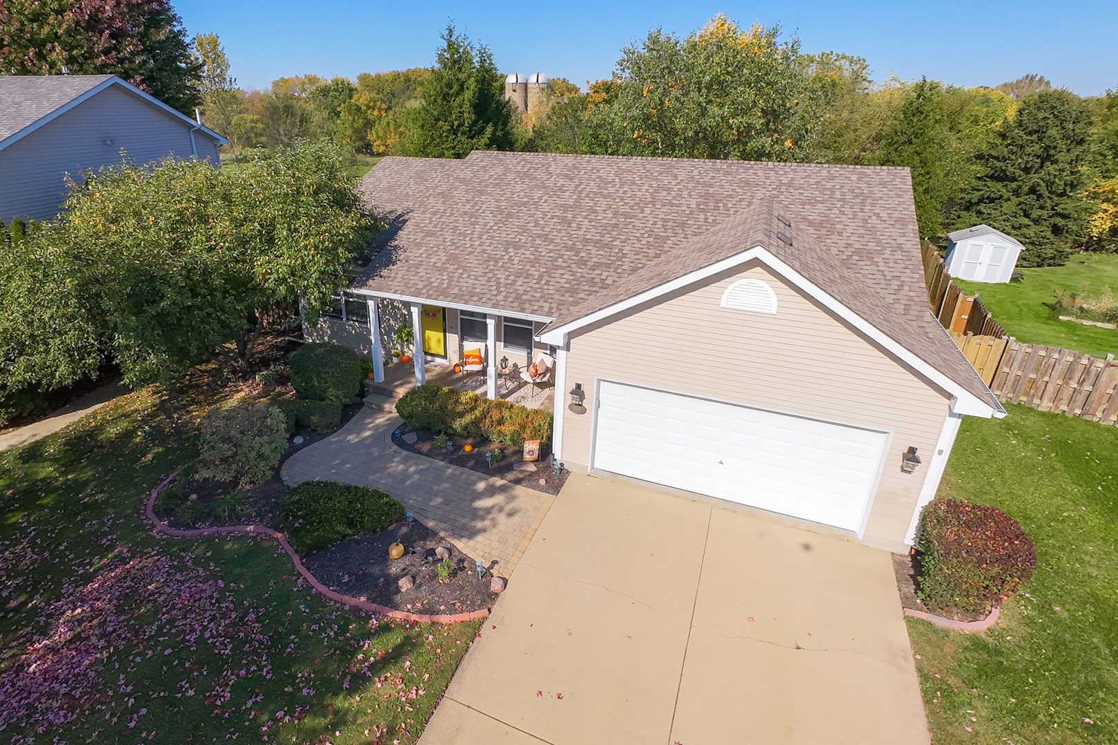 main property photo 27