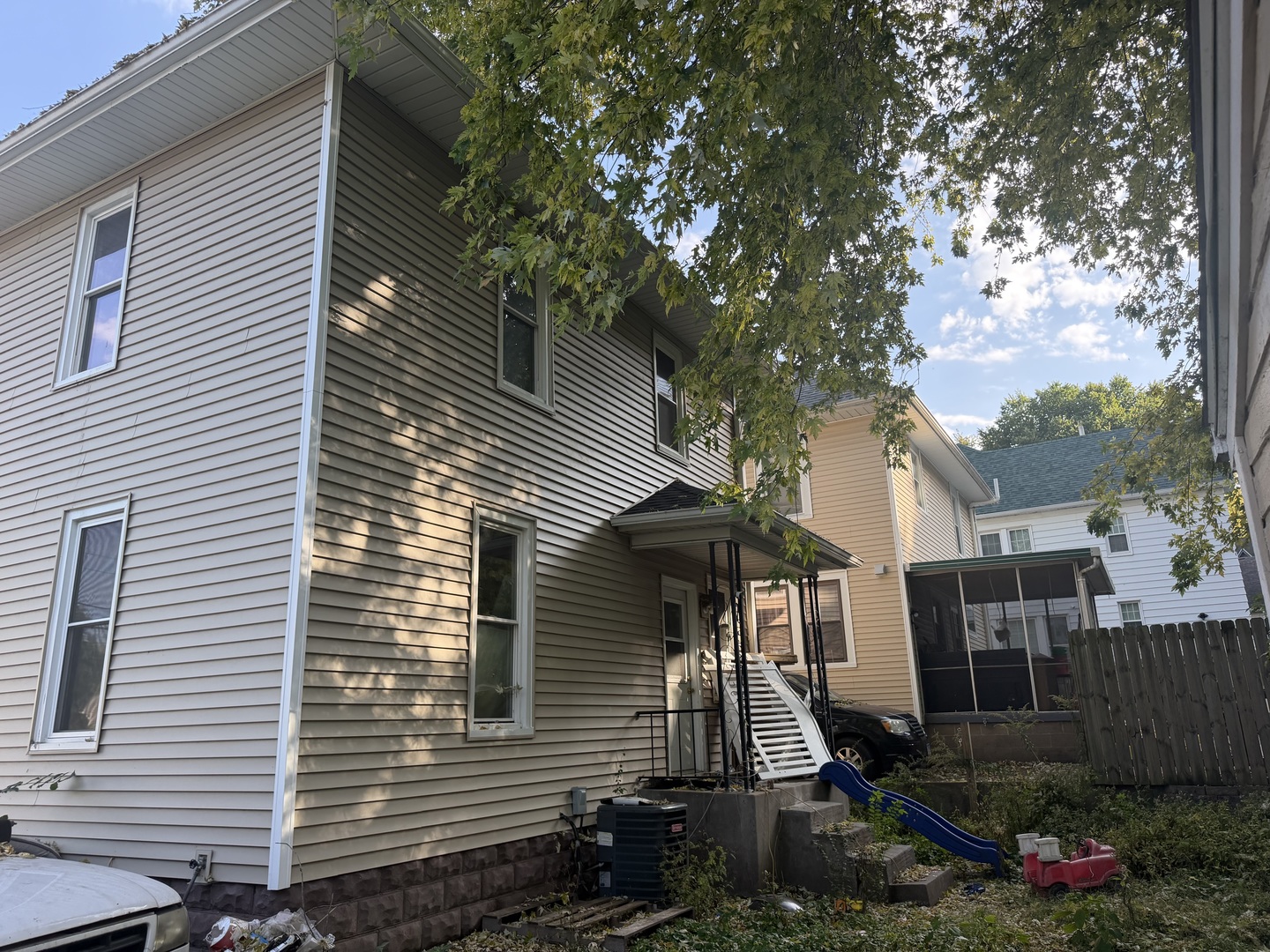main property photo 44