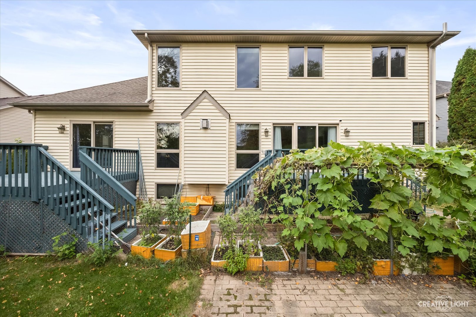 main property photo 37