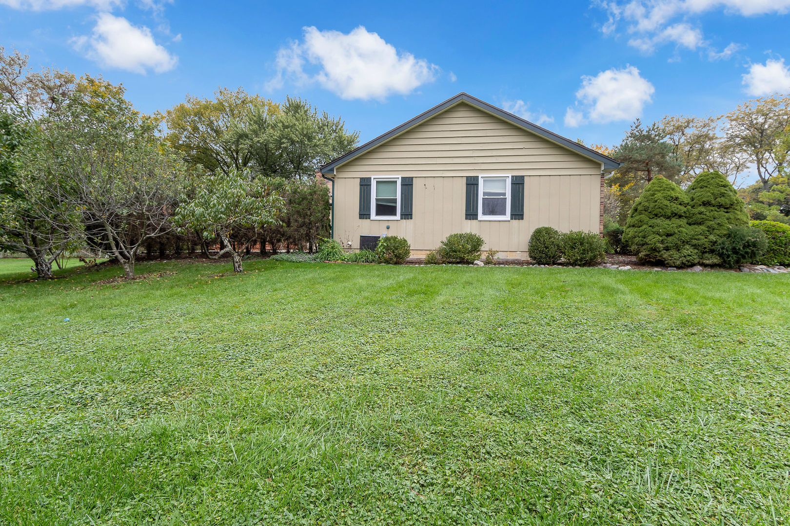 main property photo 12
