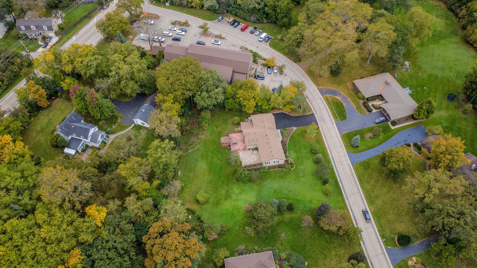 main property photo 9