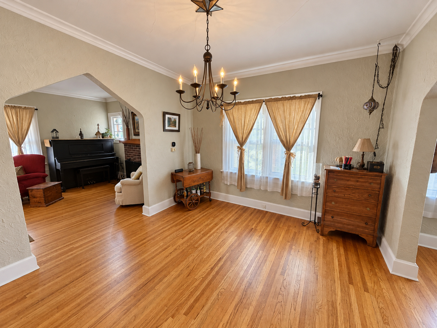 main property photo 9