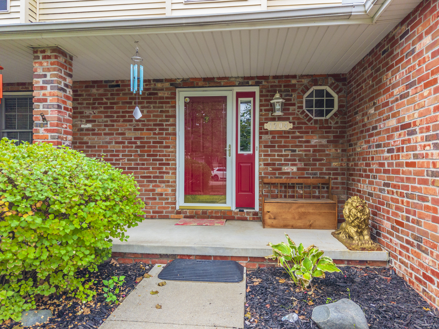 main property photo 40