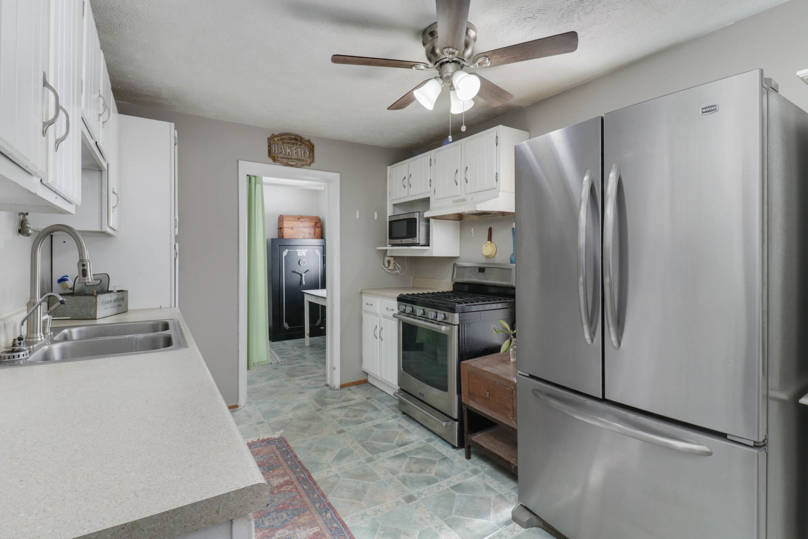 main property photo 8