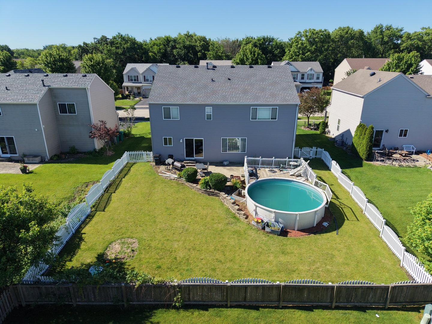 main property photo 22