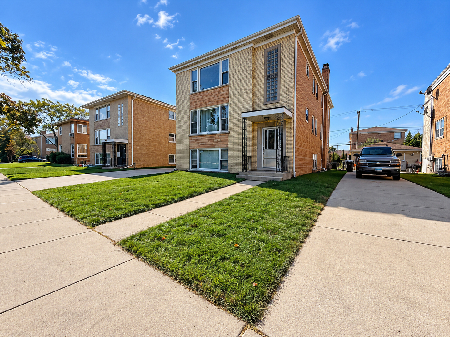 main property photo 18
