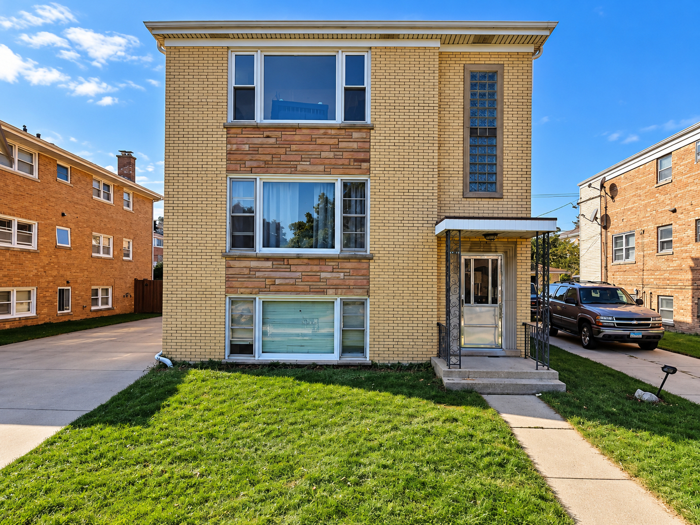 main property photo 22