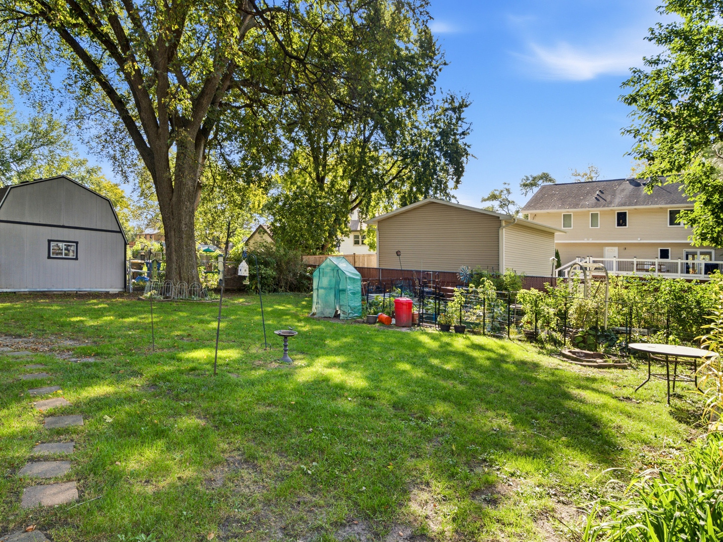 main property photo 20