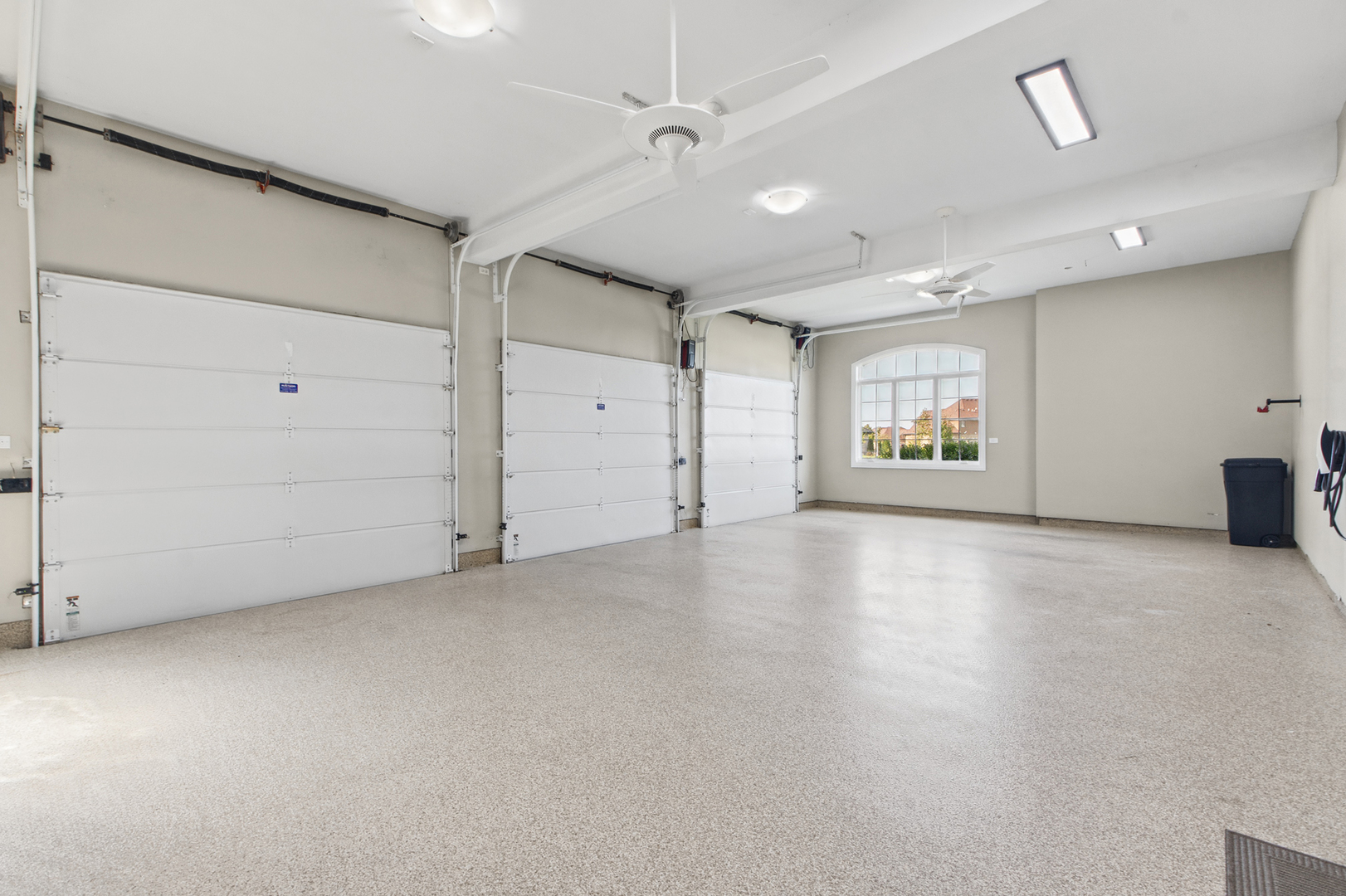 main property photo 70