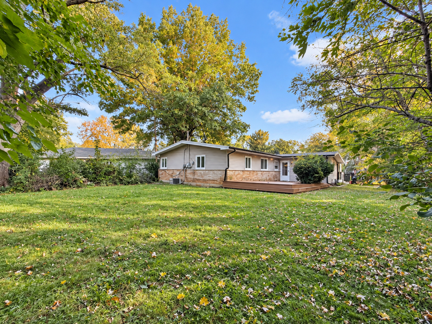 main property photo 32