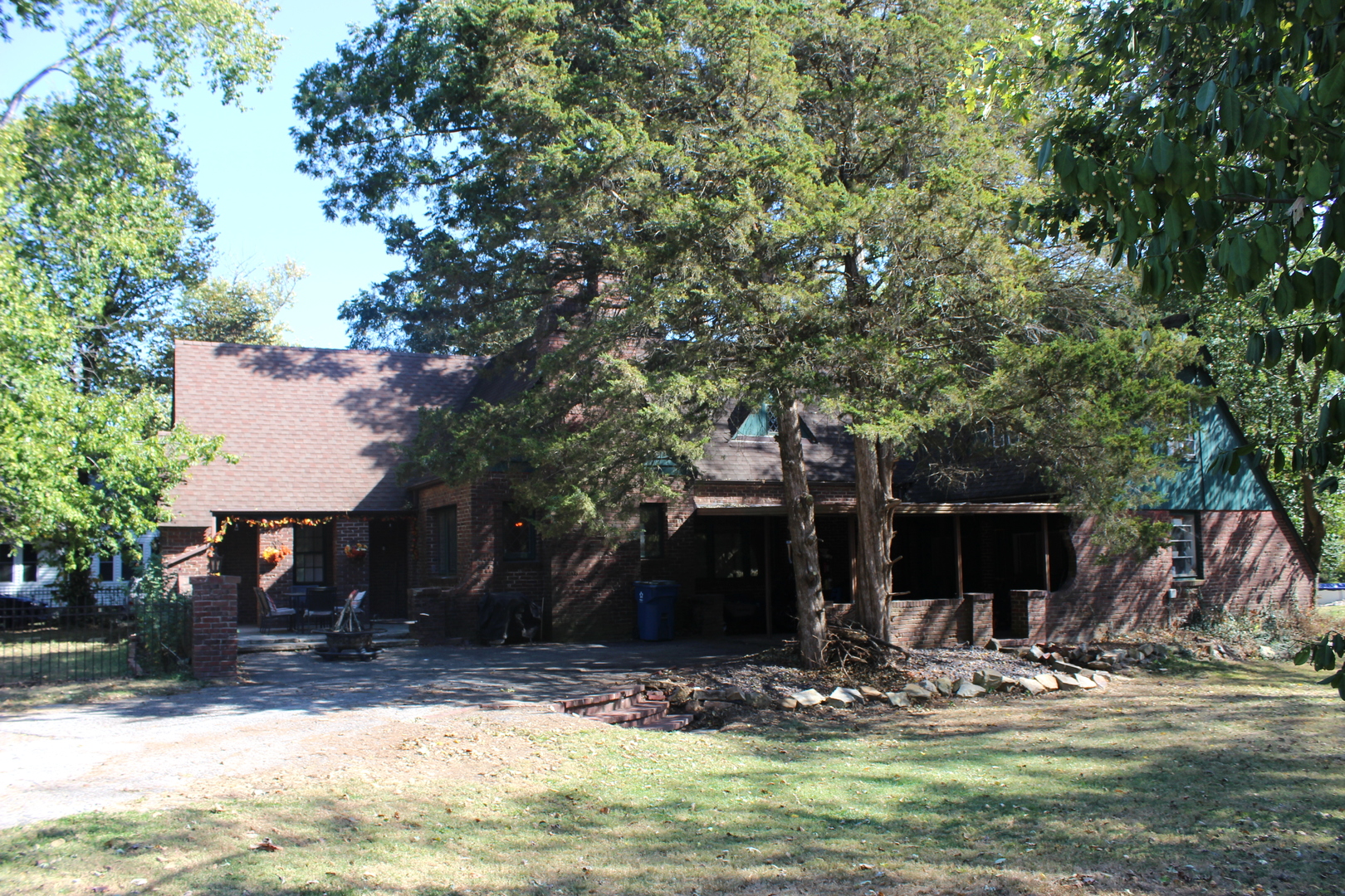 main property photo 22