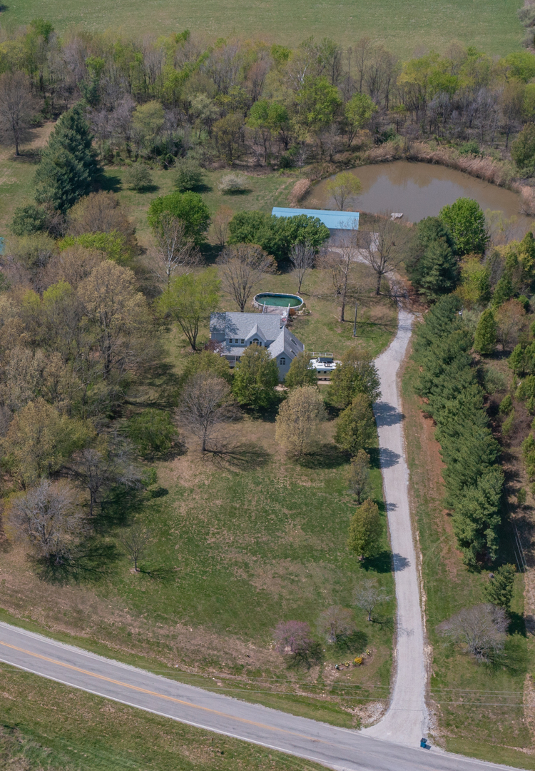 main property photo 9