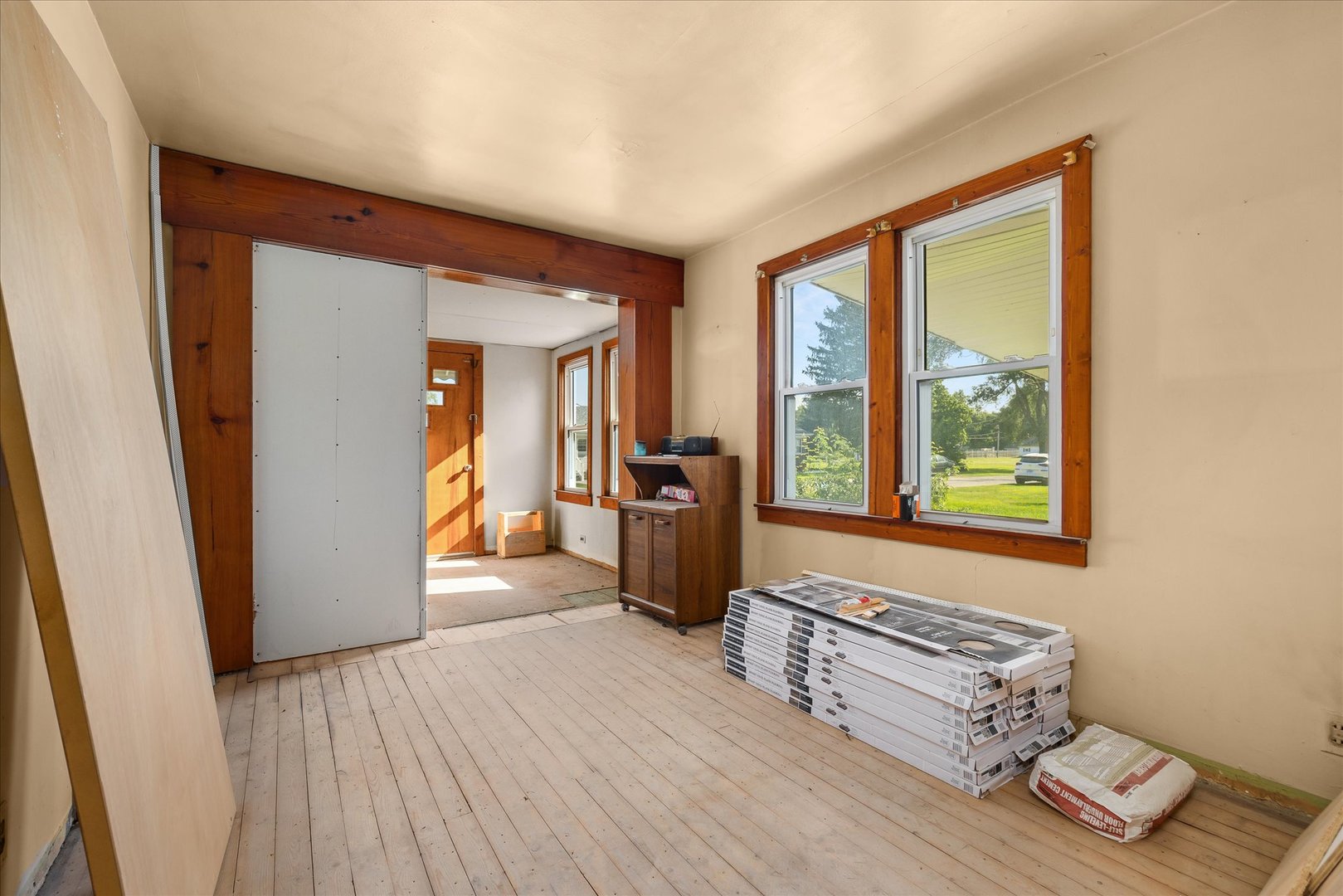 main property photo 7