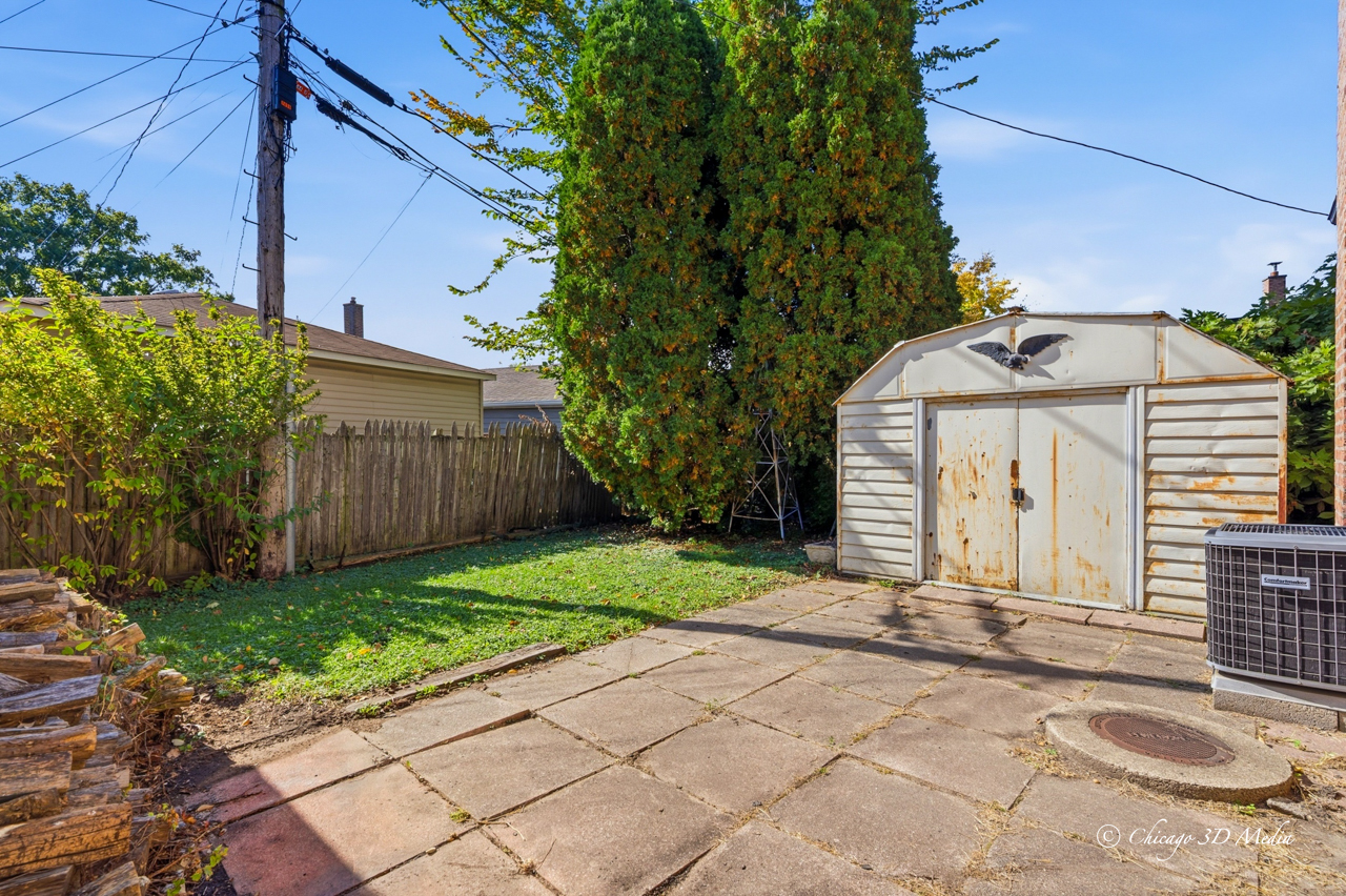 main property photo 23