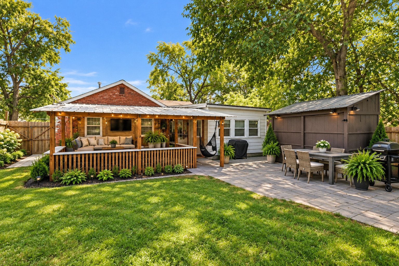 main property photo 14