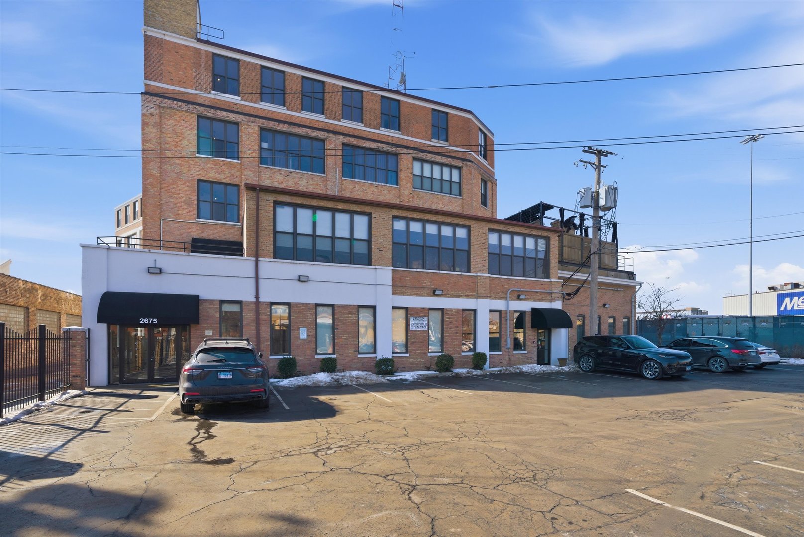 main property photo 32