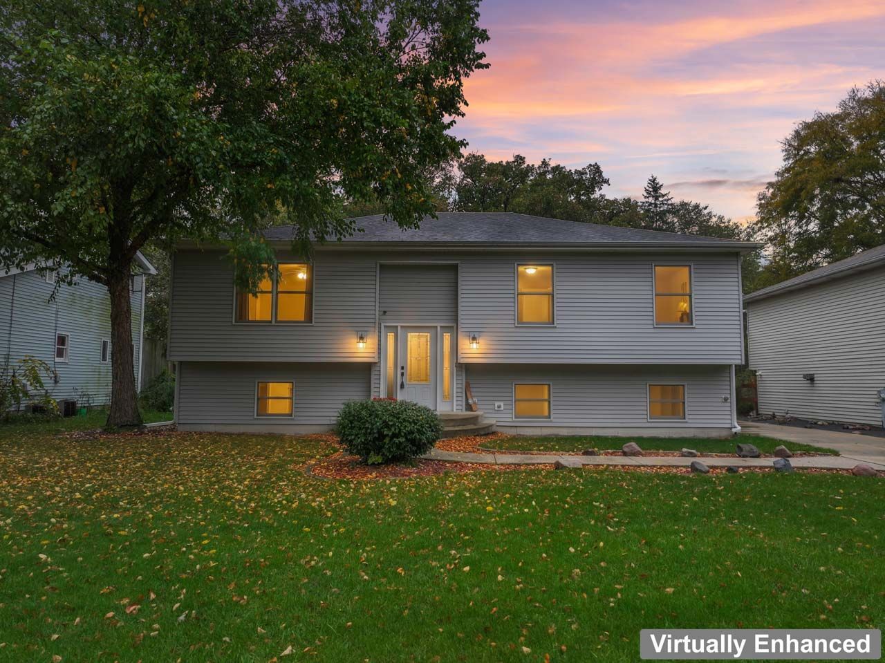main property photo 9