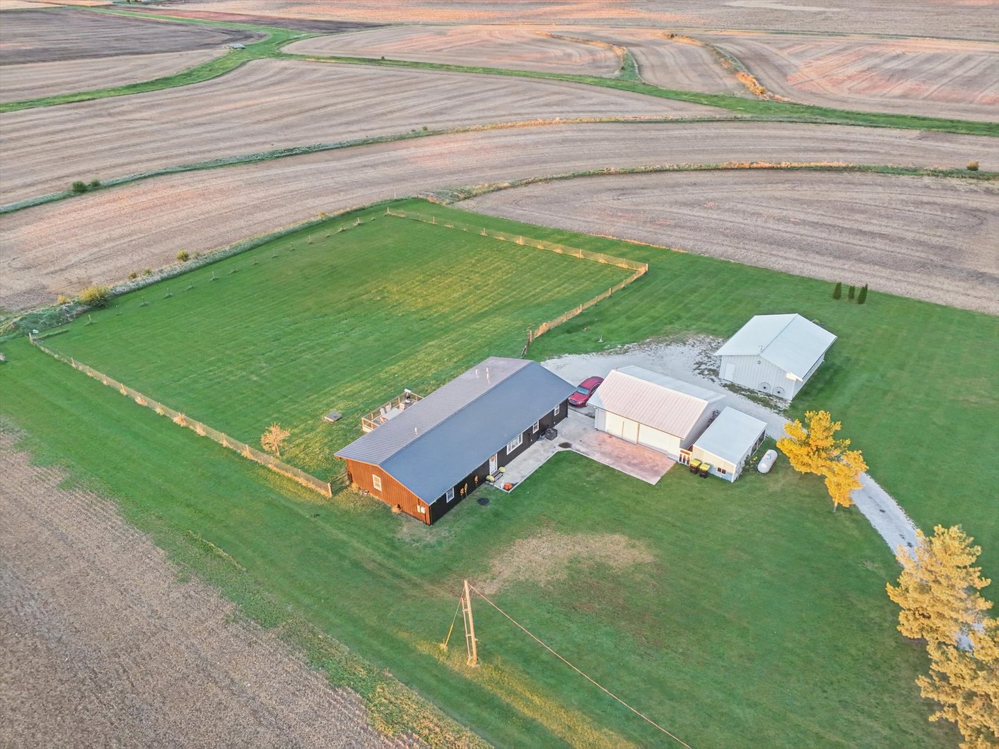 main property photo 50