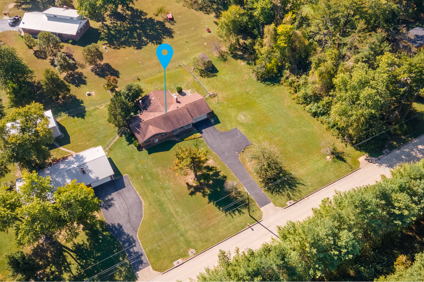 main property photo 26