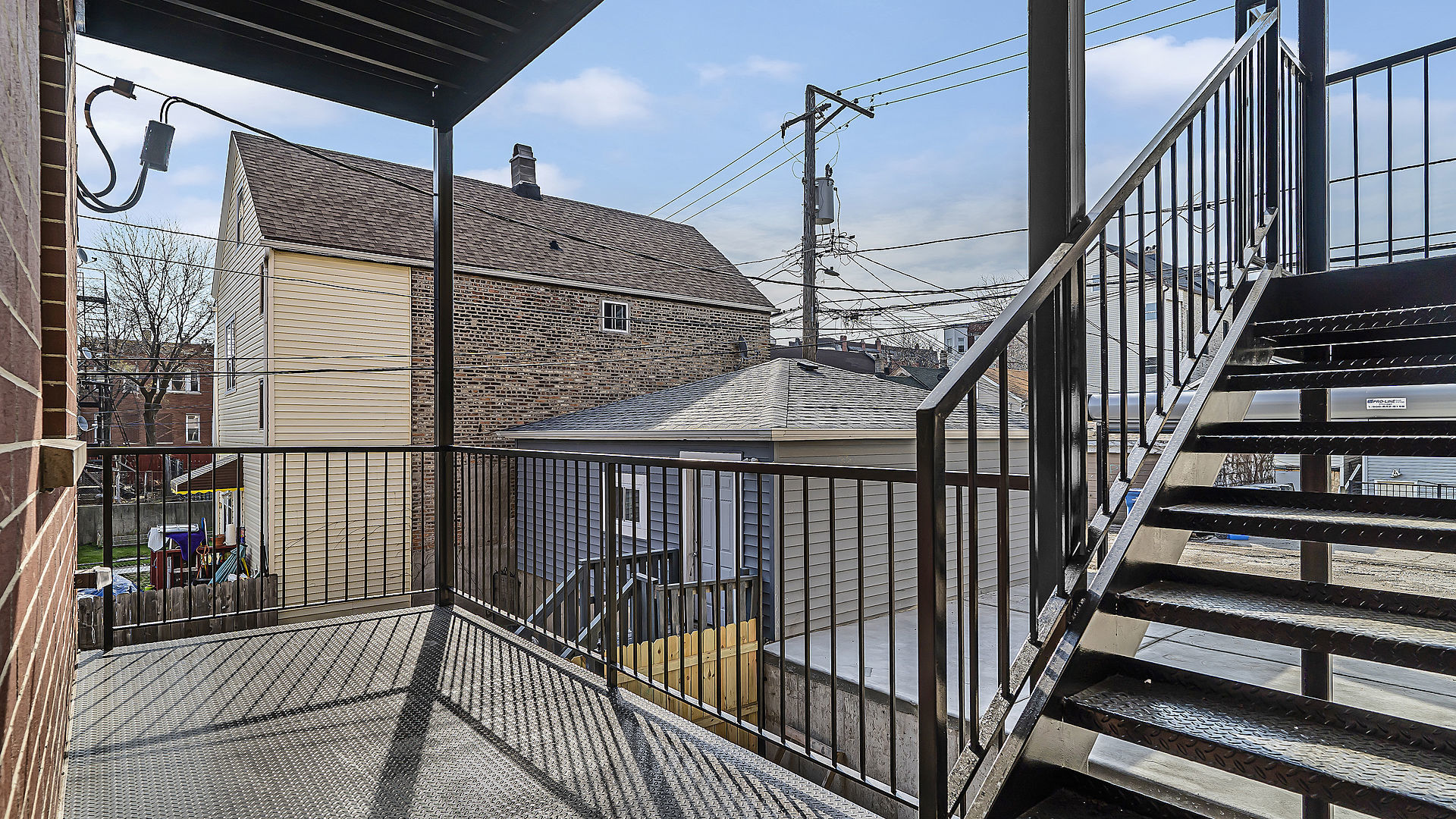 main property photo 18