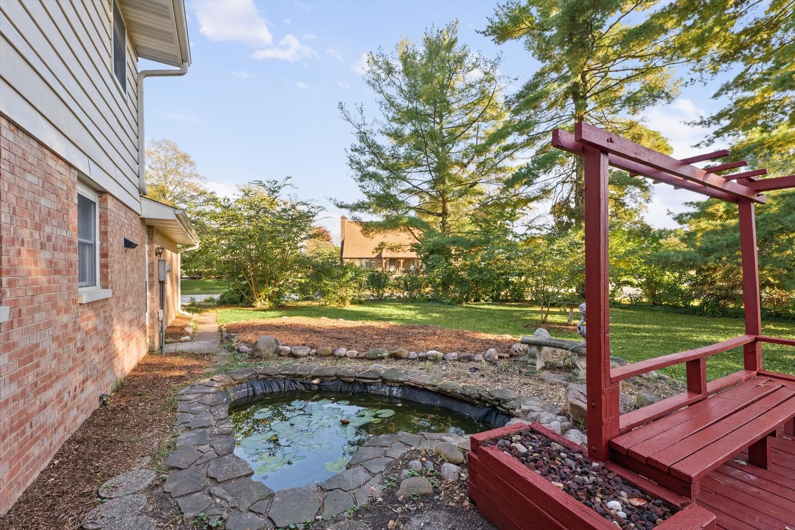 main property photo 40