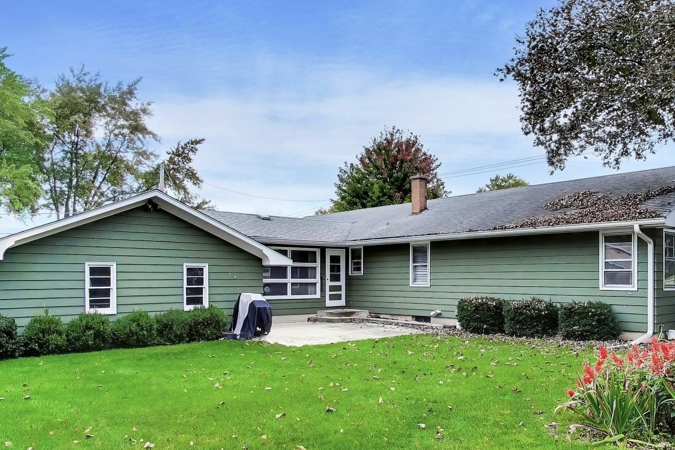 main property photo 28