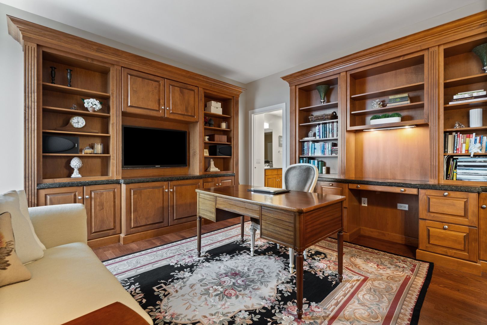 main property photo 14