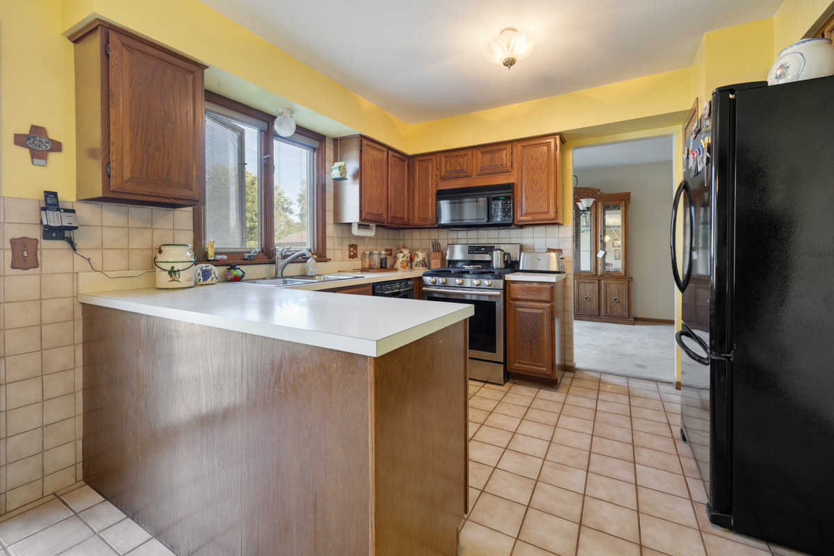 main property photo 6