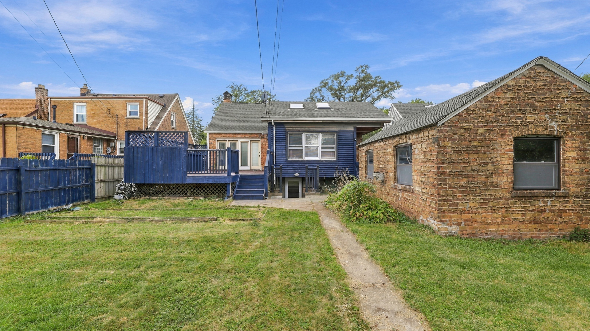 main property photo 22