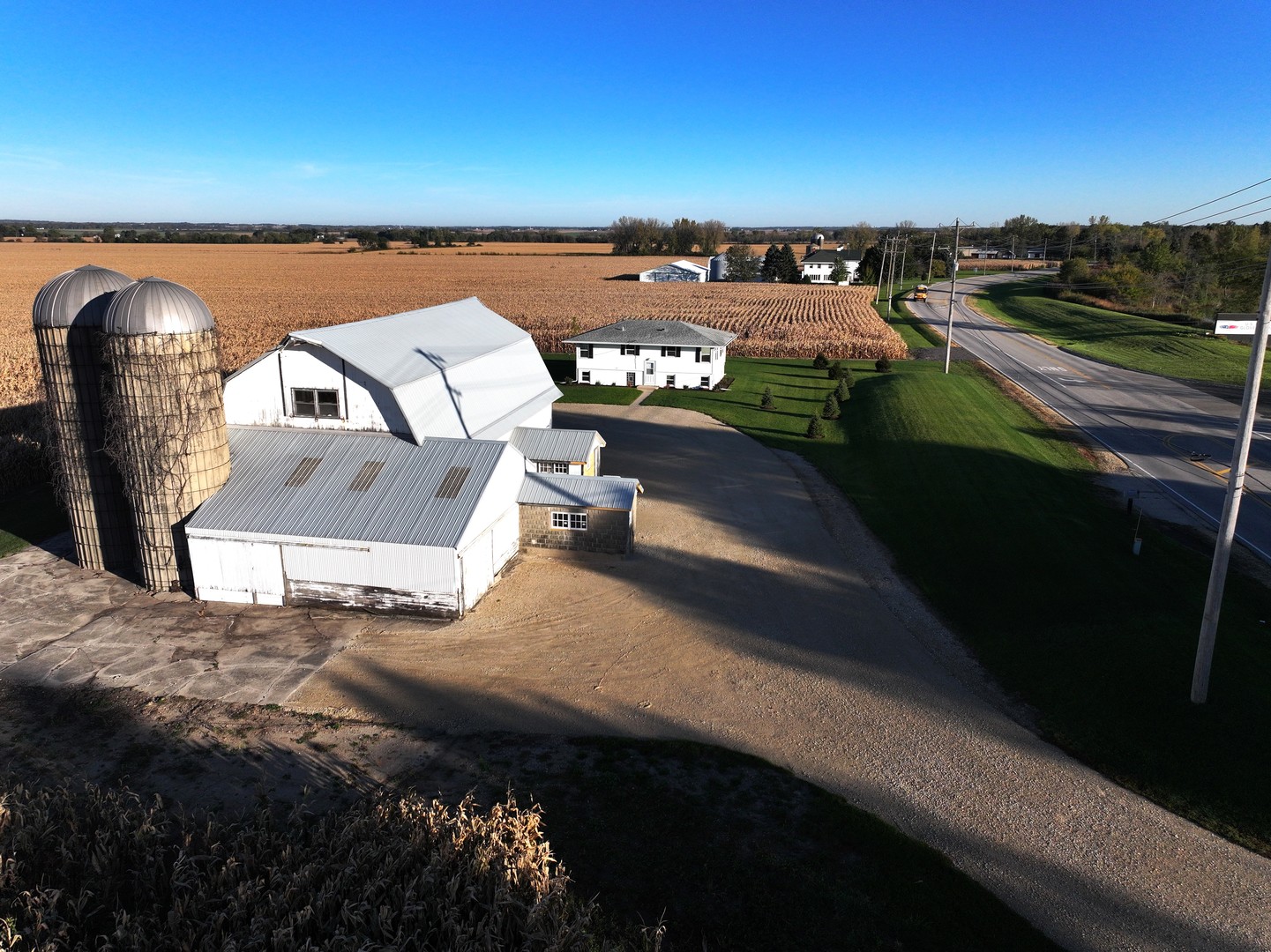 main property photo 27