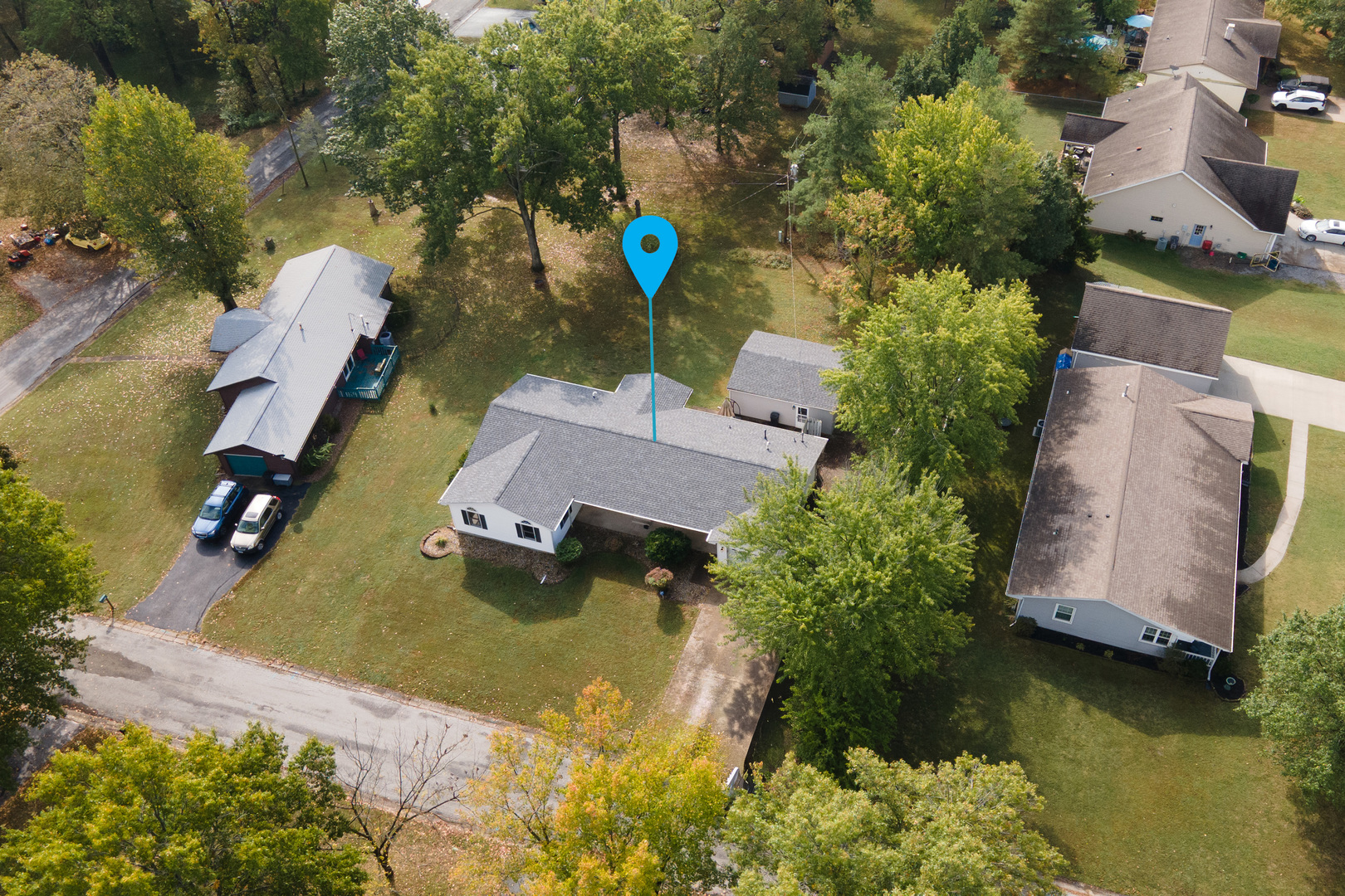 main property photo 28
