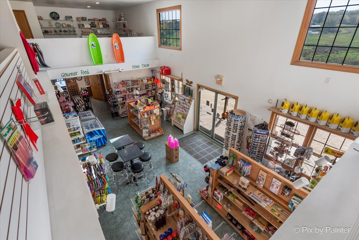 main property photo 39