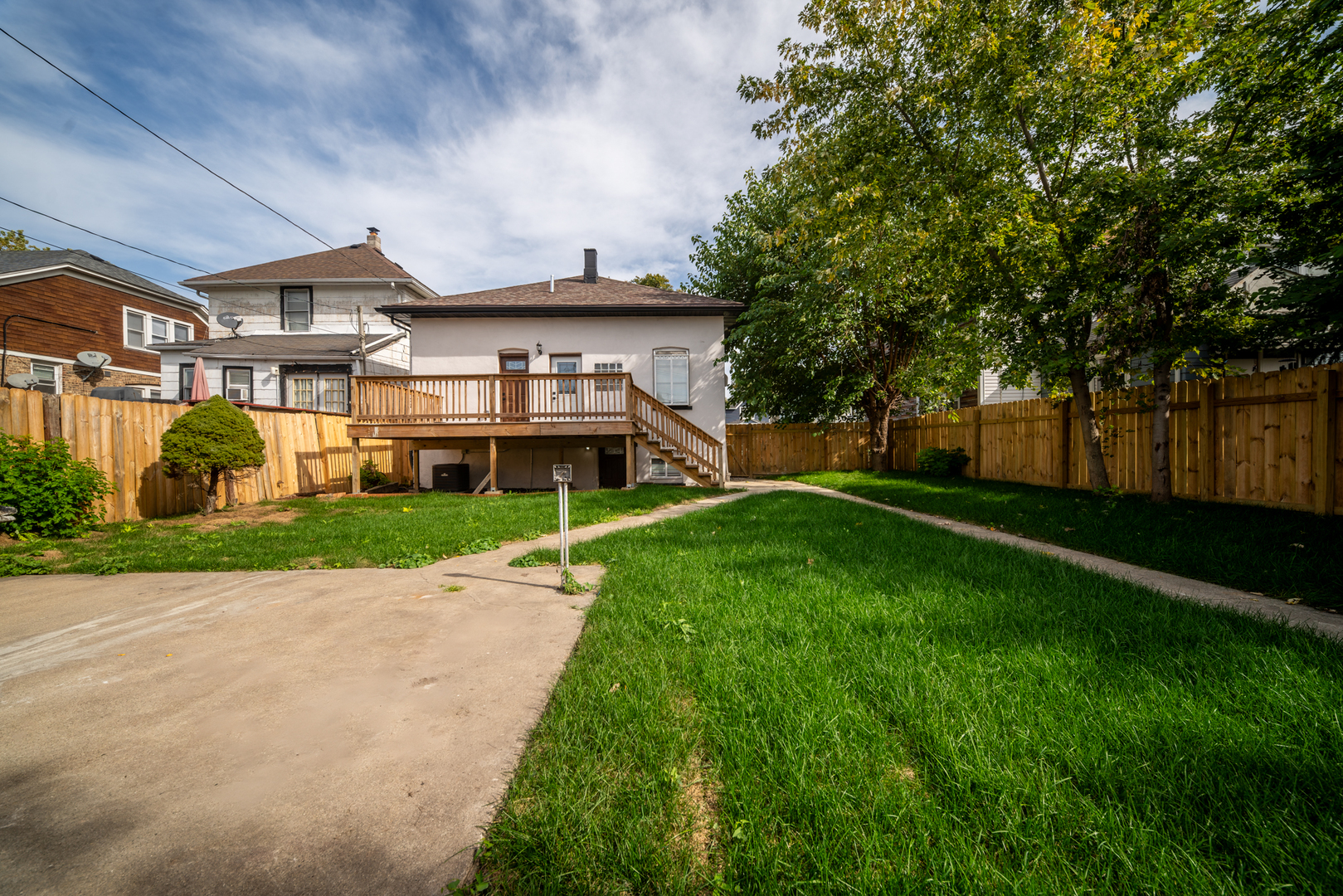 main property photo 14