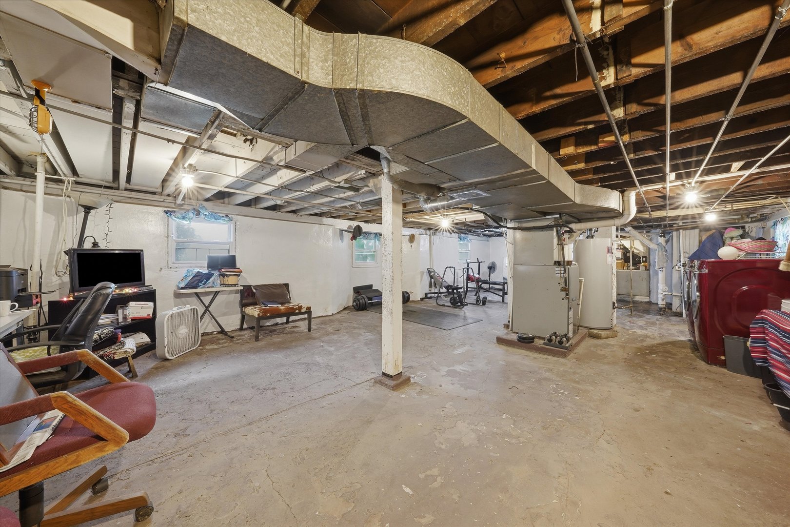 main property photo 30