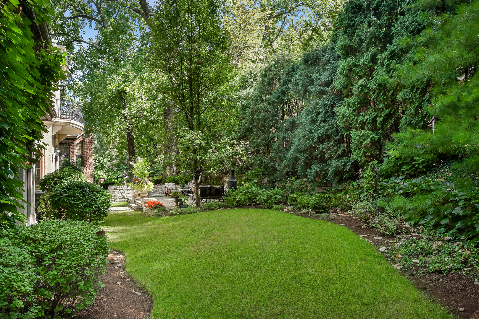 main property photo 12