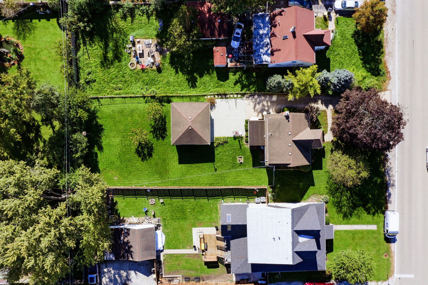 main property photo 28