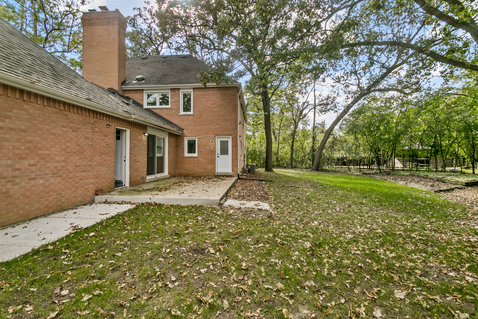 main property photo 35