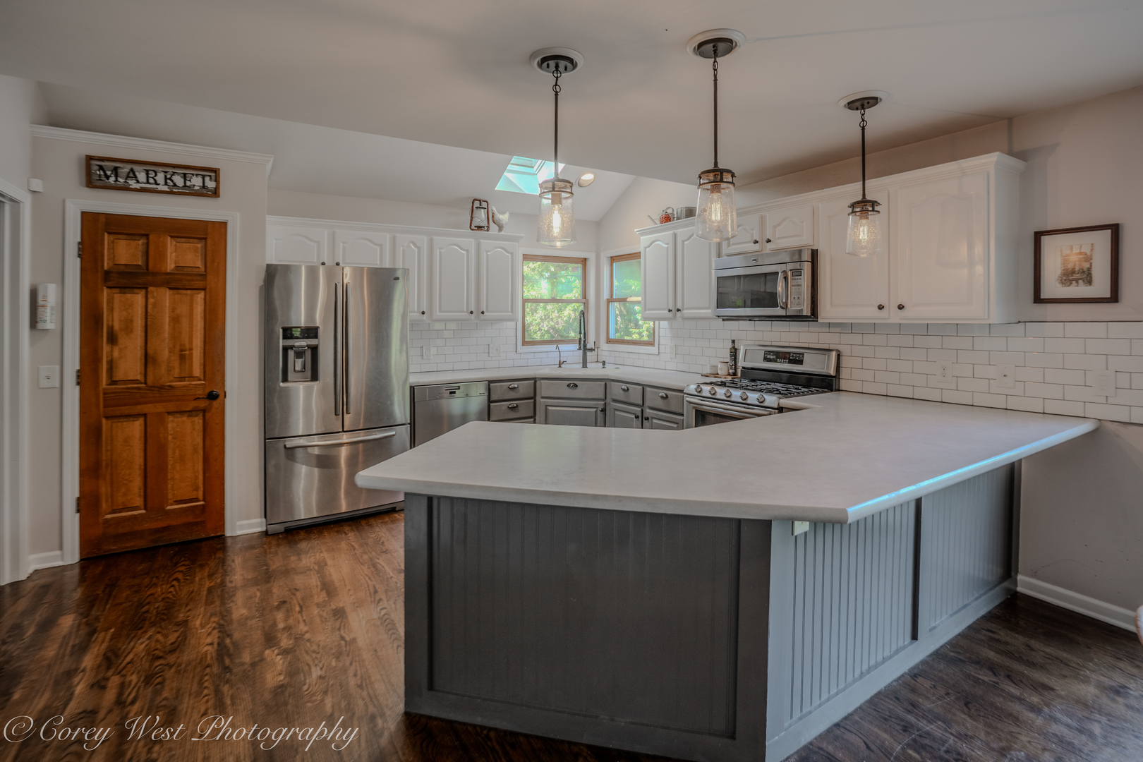 main property photo 14