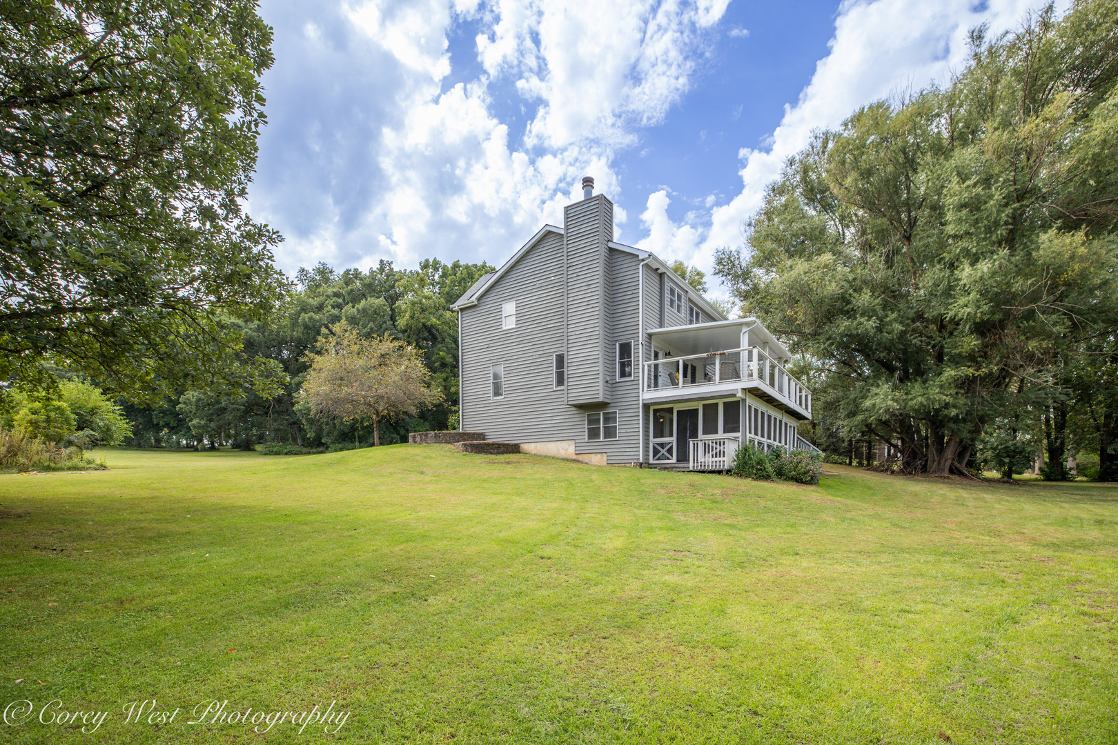 main property photo 45