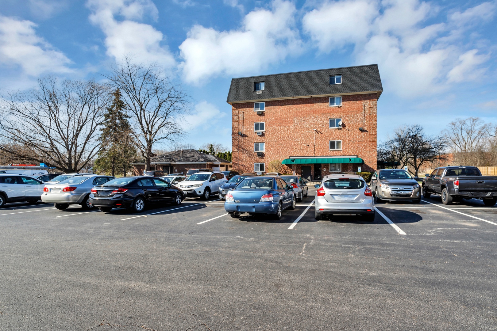 main property photo 18