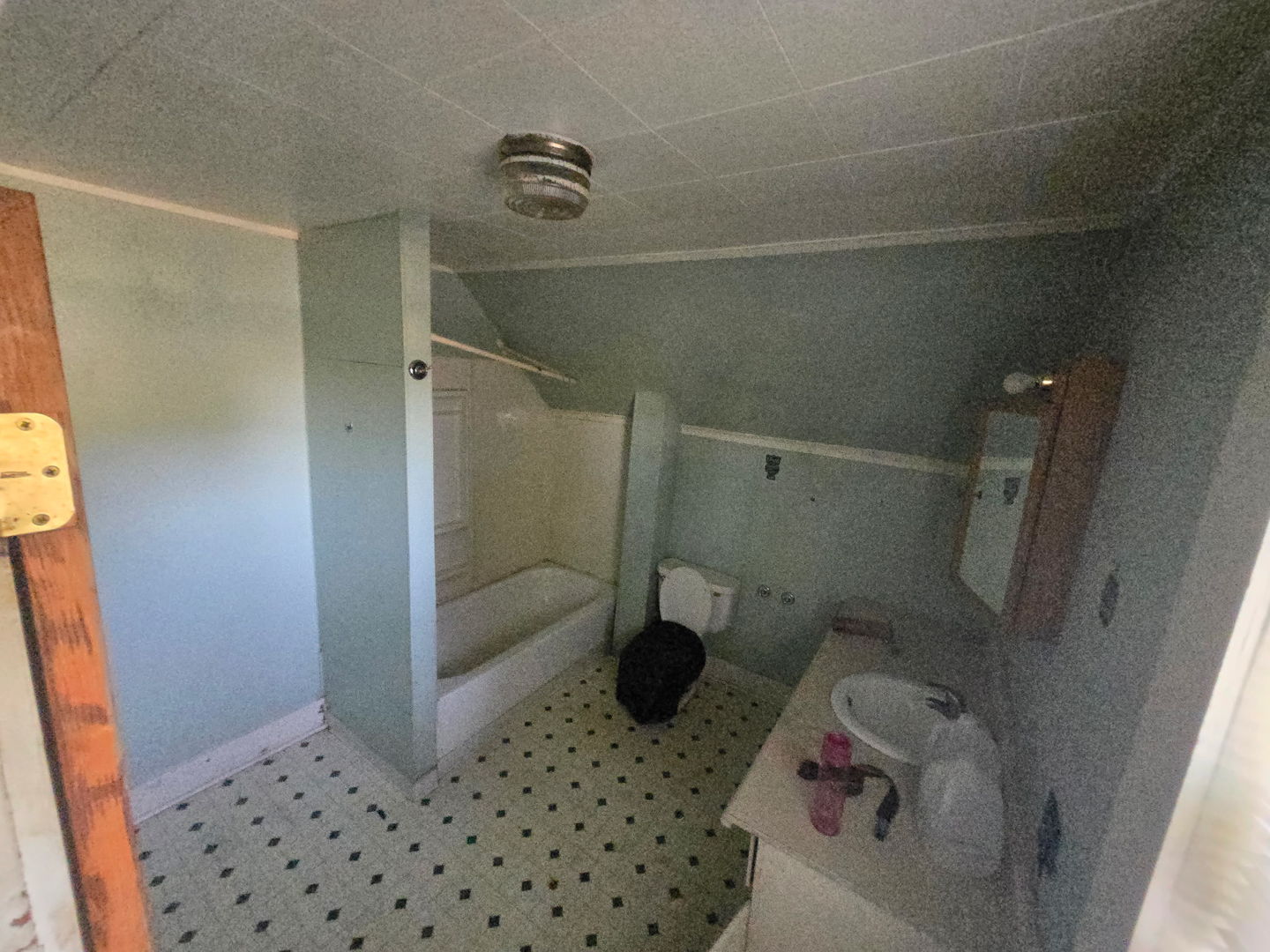 main property photo 12