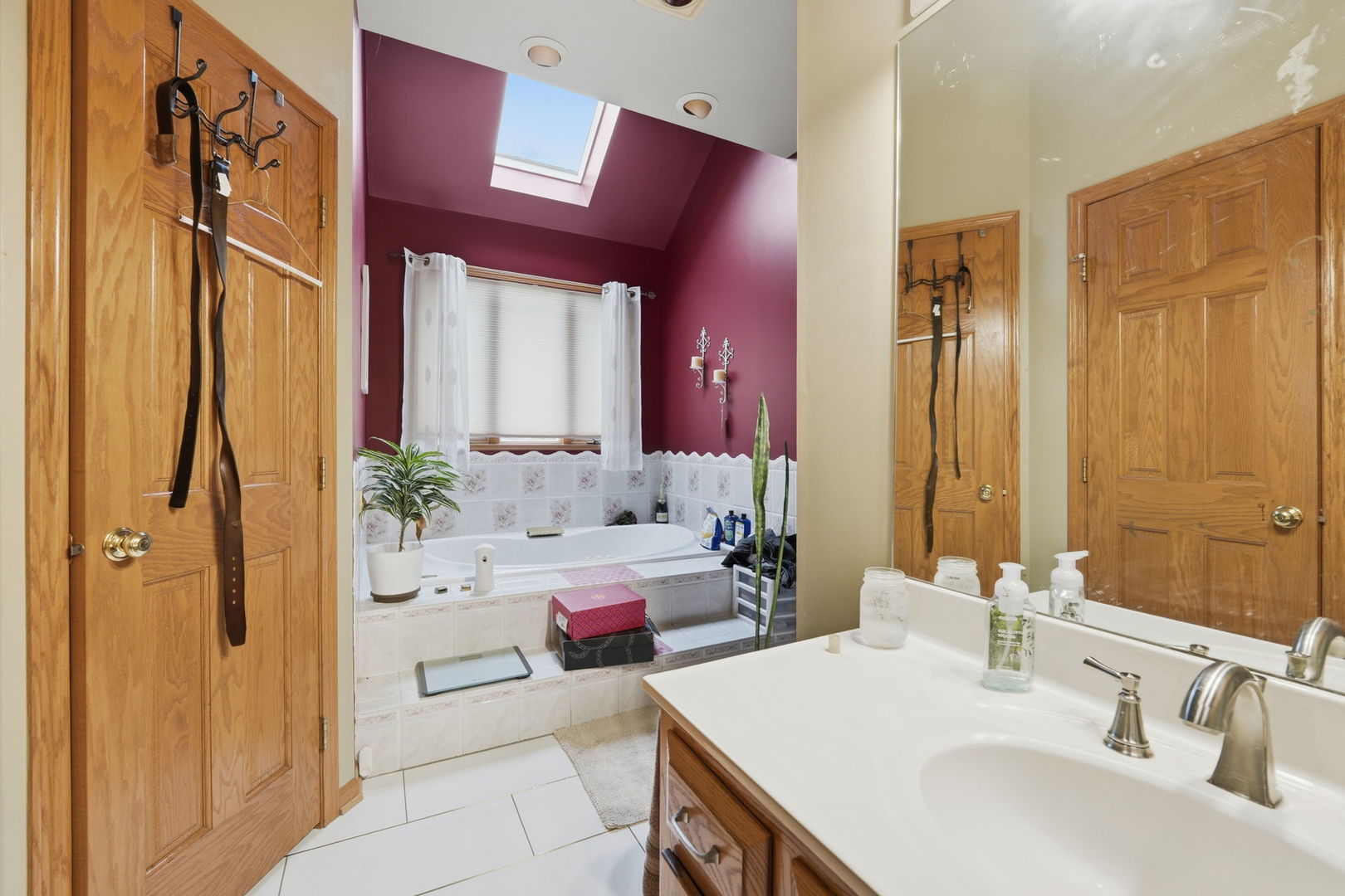 main property photo 28