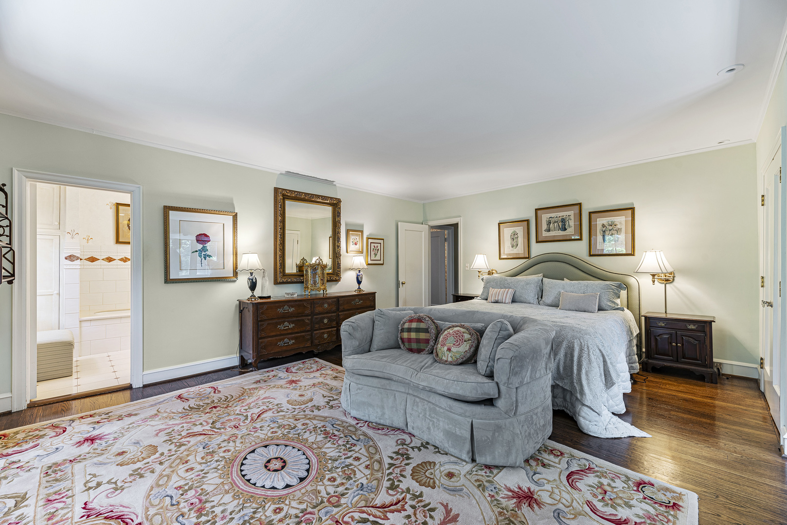 main property photo 17
