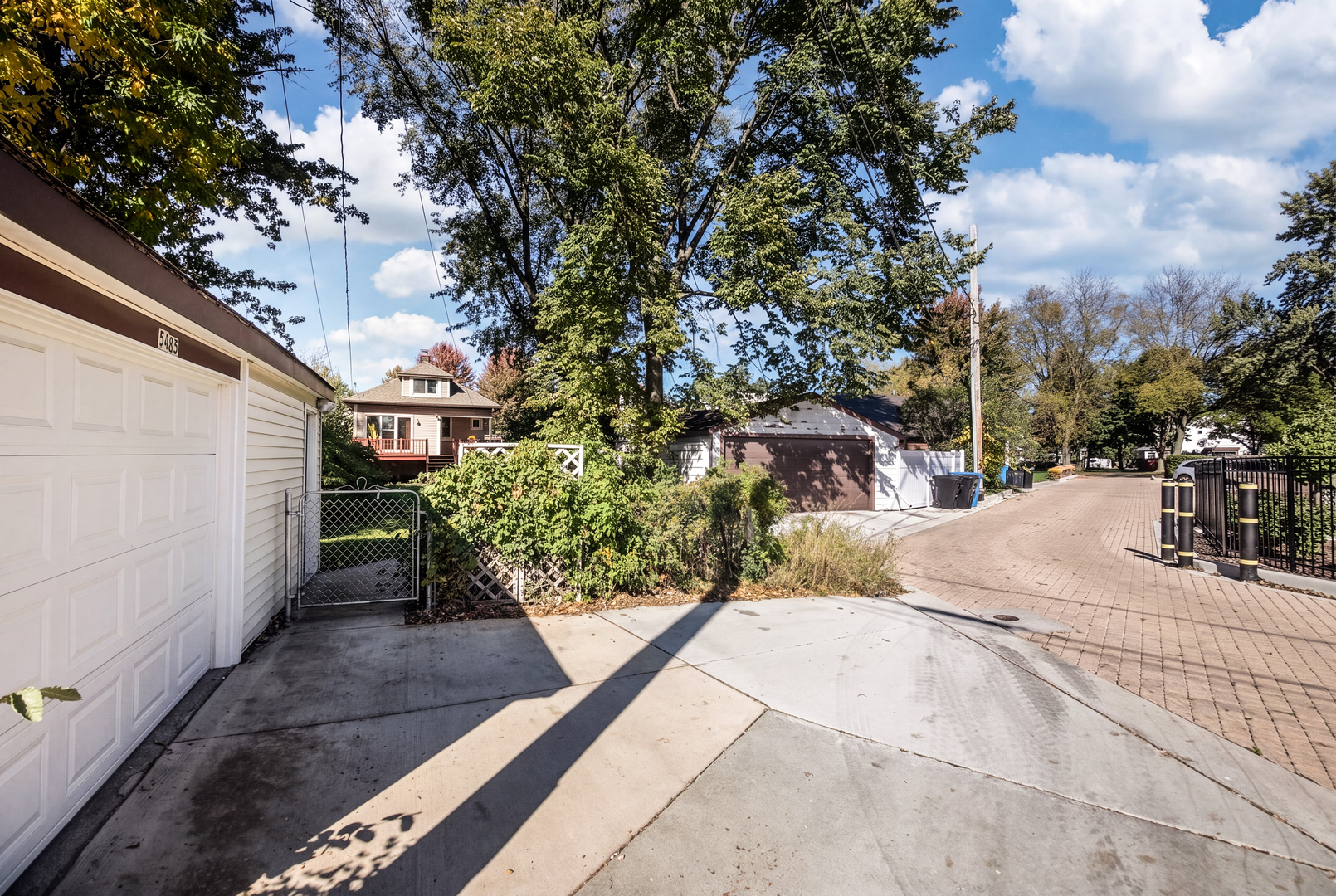 main property photo 20