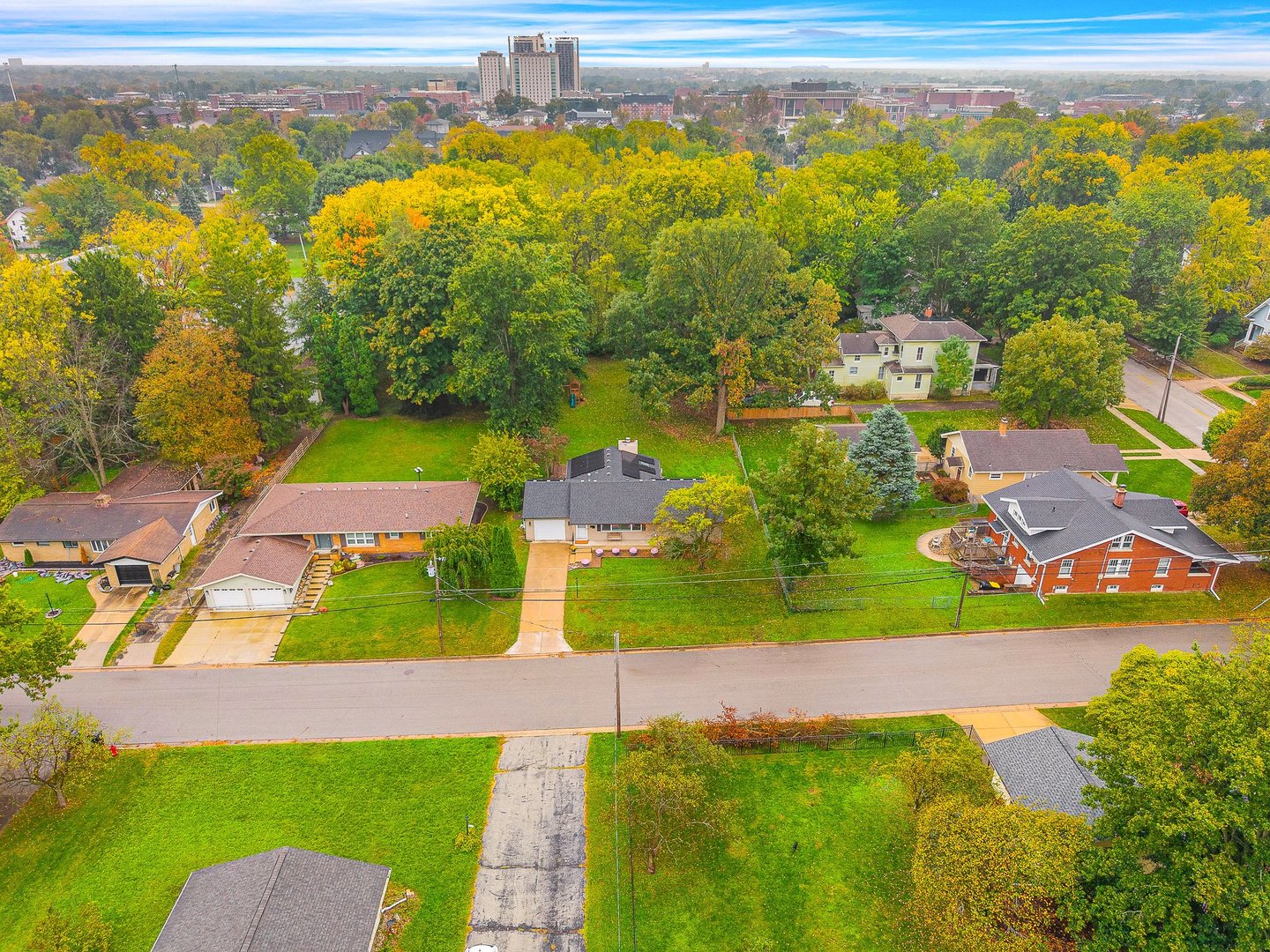 main property photo 24
